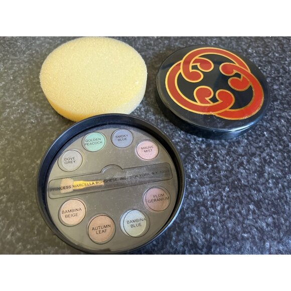 Vintage Princess Marcella Borghese Eye Shadow 8 Shades in Original Box - Picture 9 of 10